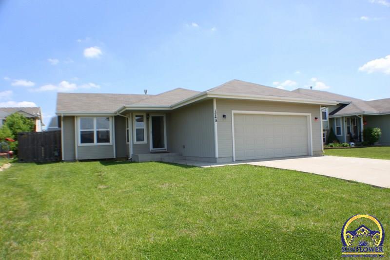 Property Photo: 1740 SW Valley View Dr KS 66614