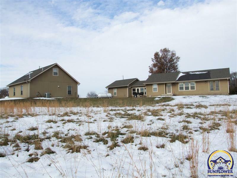 Property Photo:  411 SW 93rd St  KS 66546 