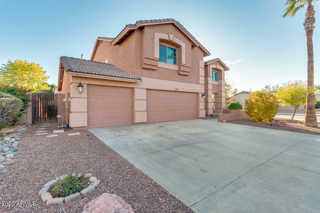 Property Photo:  277 E Baylor Lane  AZ 85296 