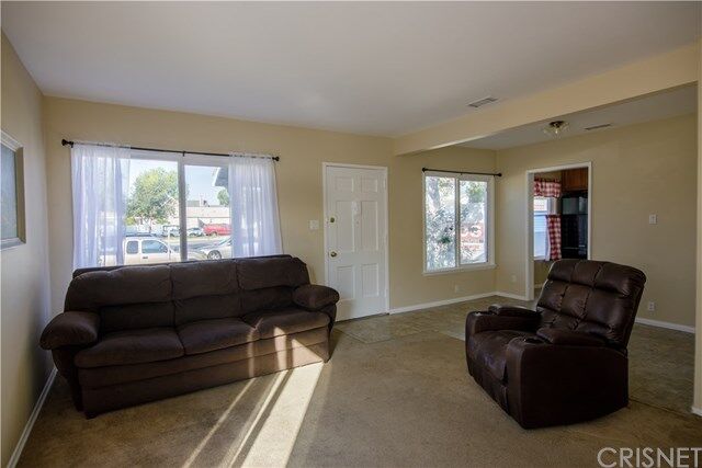 Property Photo: 7512 Balboa Boulevard CA 91406