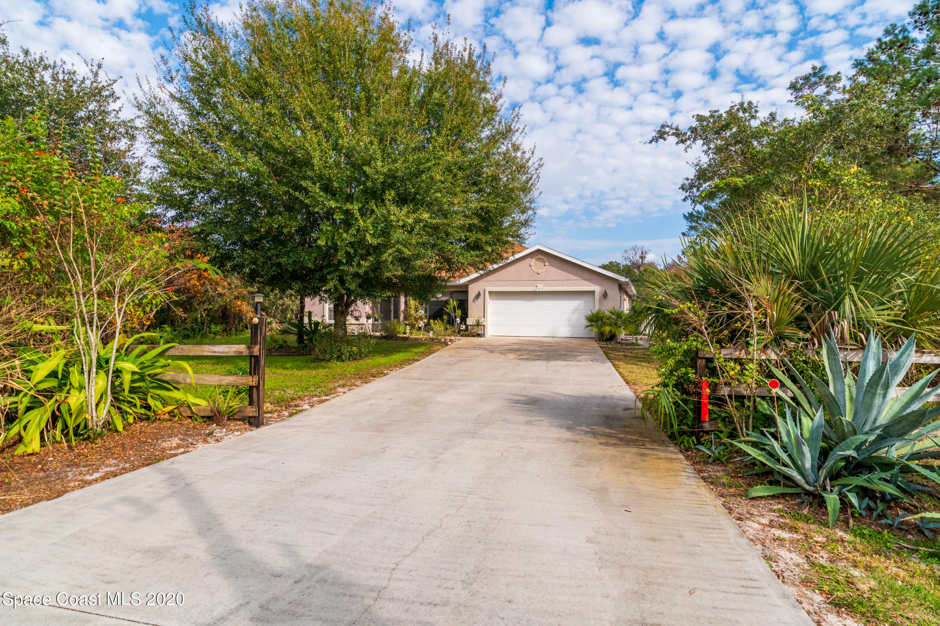 Property Photo:  5215 Blounts Ridge Road  FL 32754 