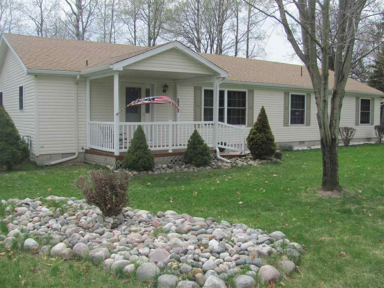 Property Photo:  6659 Barbara Drive  MI 48653 