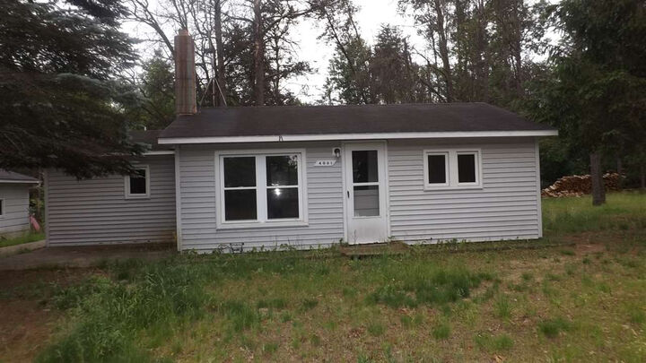 4061 Gayla  Harrison MI 48625 photo
