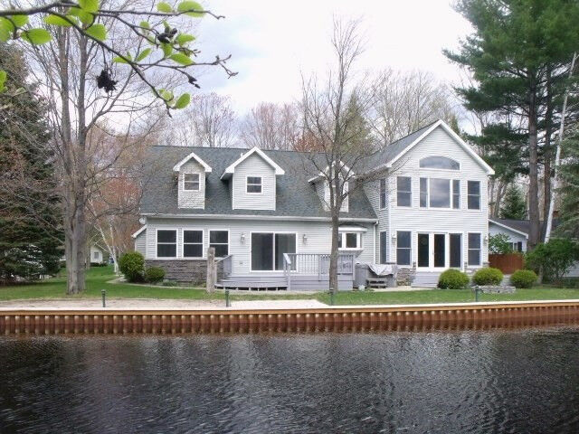 210 Briarwood Drive  Prudenville MI 48651 photo