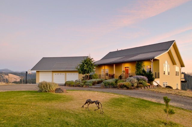 Property Photo:  4544 Seaman Rd  WA 99361 