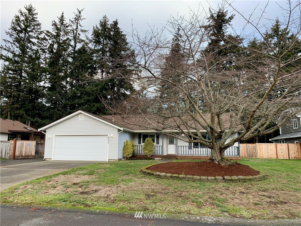 Property Photo:  632 Pleasant Hill Drive NE  WA 98516 