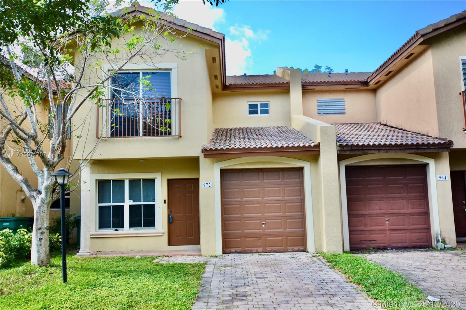 Property Photo:  972 SW 6th Ave  FL 33034 