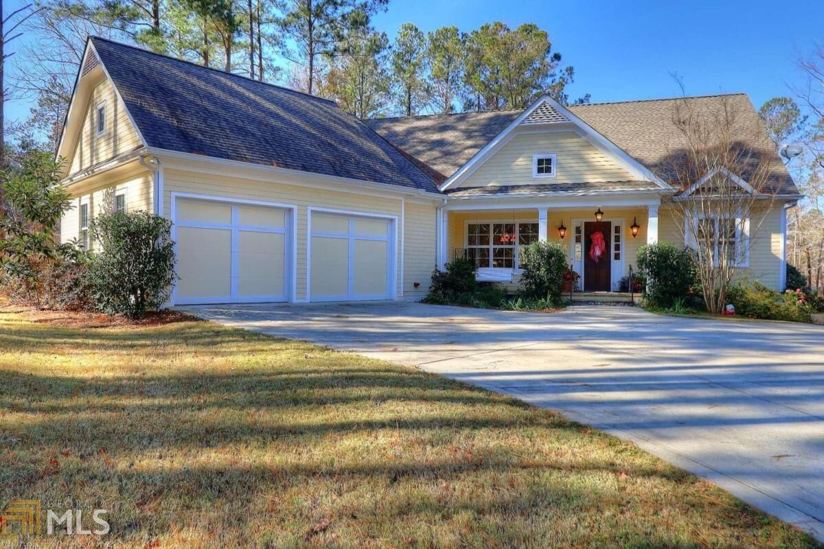 Property Photo: 2010 Pine Valley Ct 1170 GA 30642
