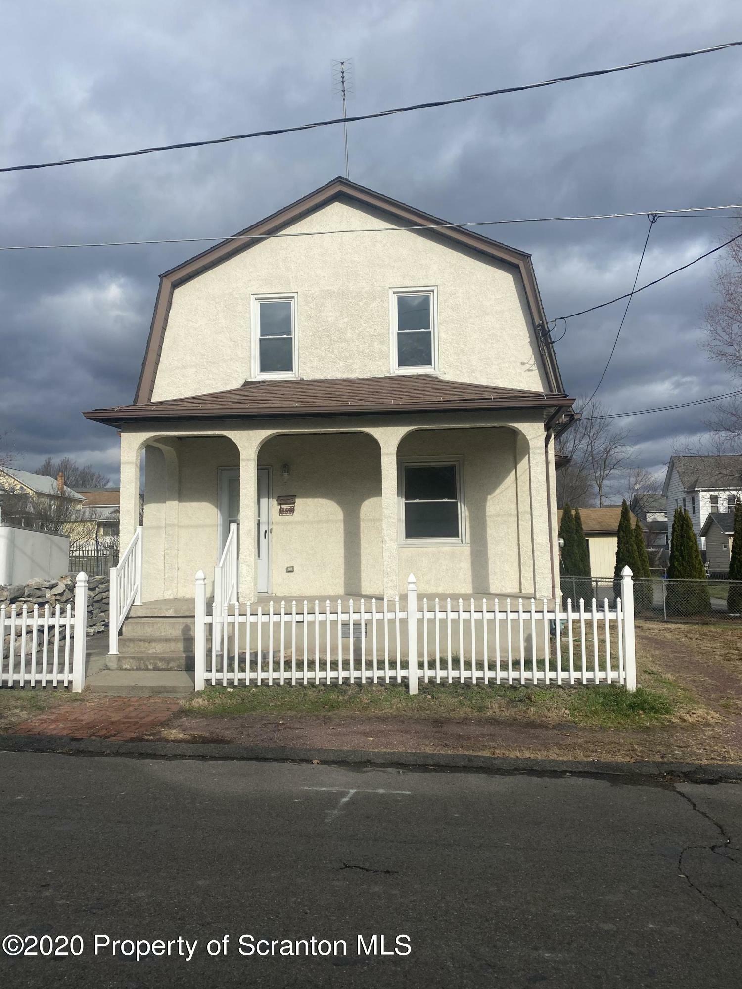 808 W Grant Street  Blakely PA 18447 photo