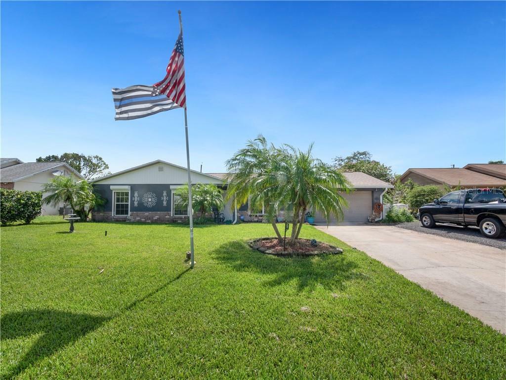 521 Galloway Avenue  Deltona FL 32725 photo