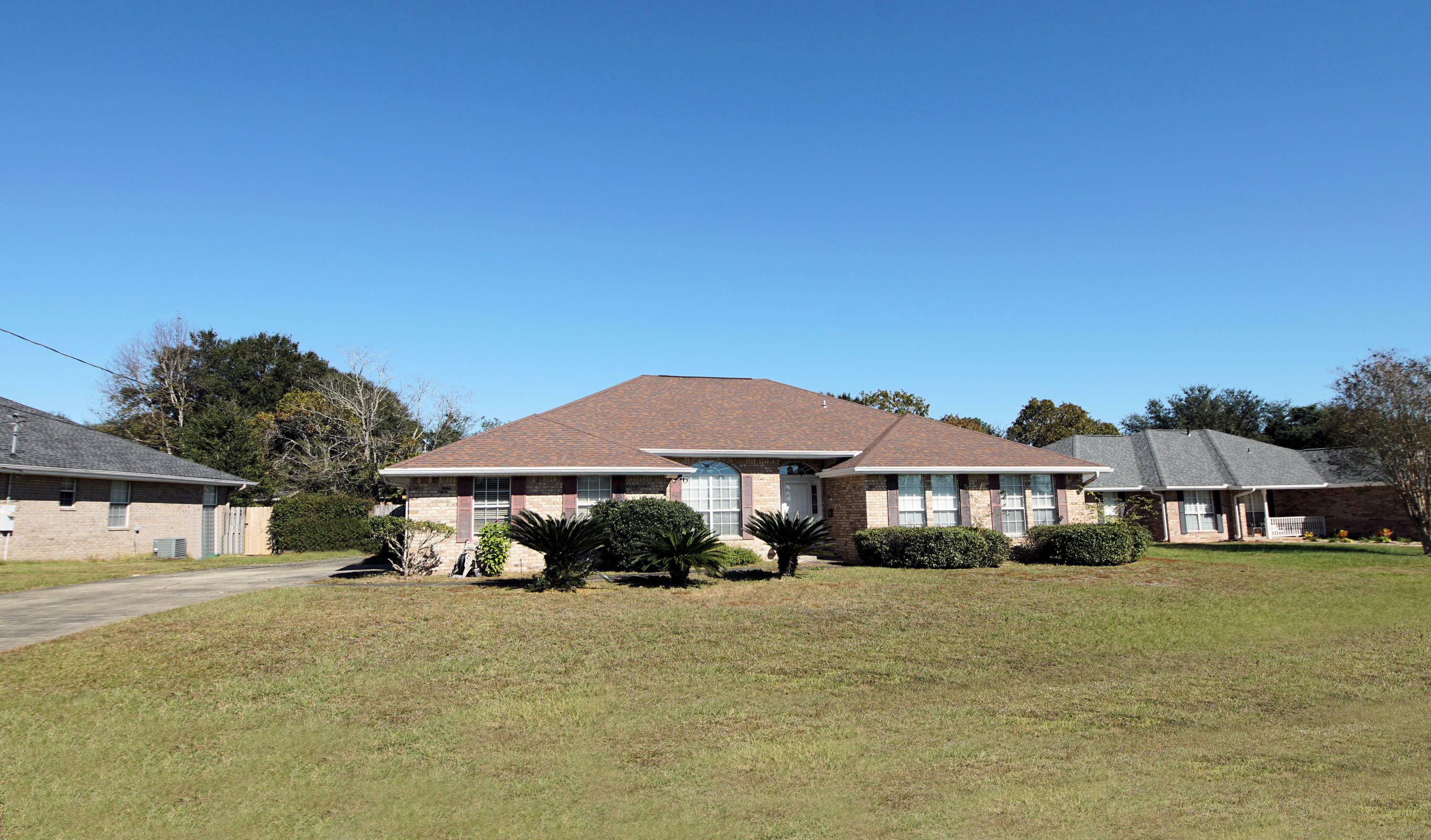 Property Photo:  403 Riverchase Boulevard  FL 32536 