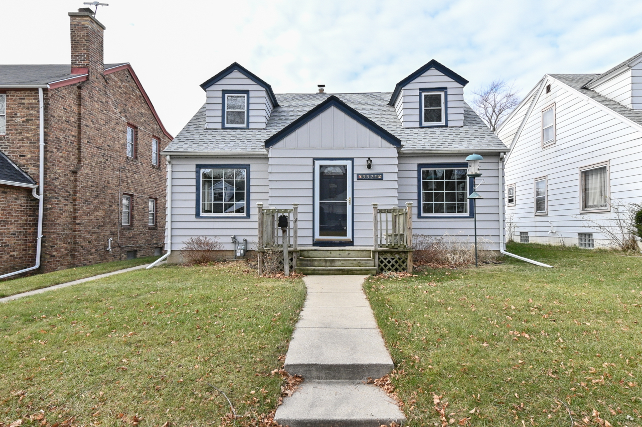 Property Photo:  3325 N 83rd St  WI 53222 
