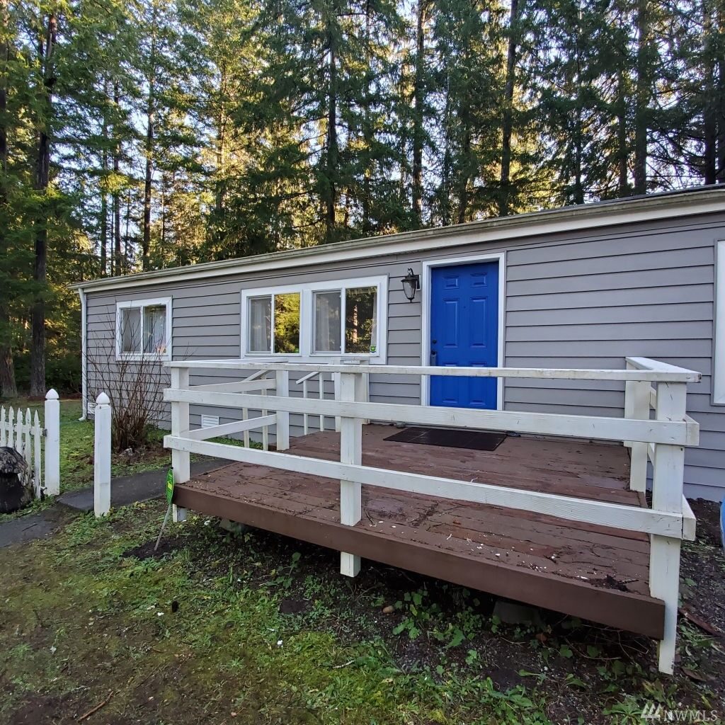 Property Photo:  70 E Cromarty Ct  WA 98584 