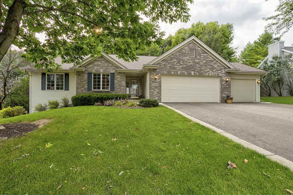 Property Photo: 4615 Chandan Woods Dr IL 61016