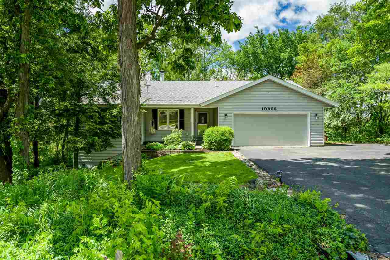 Property Photo:  10868 Branding Iron Lane  IL 61073 