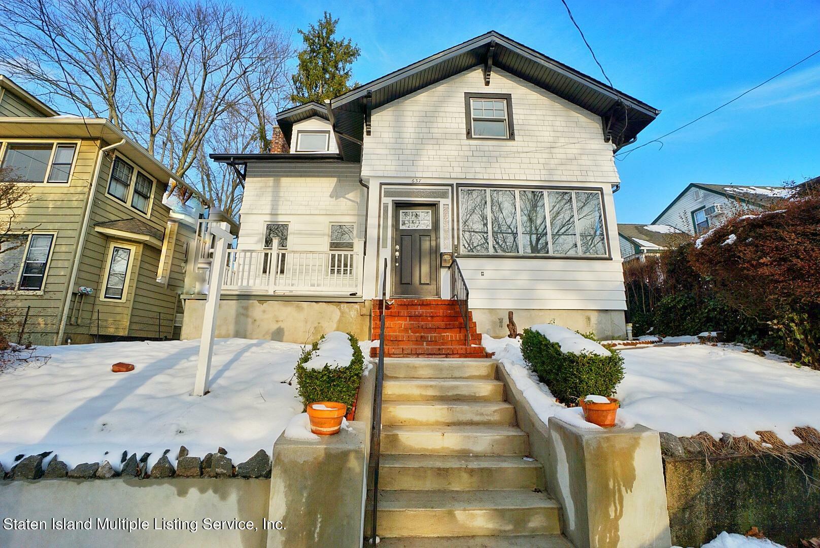 637 Clove Road  Staten Island NY 10310 photo