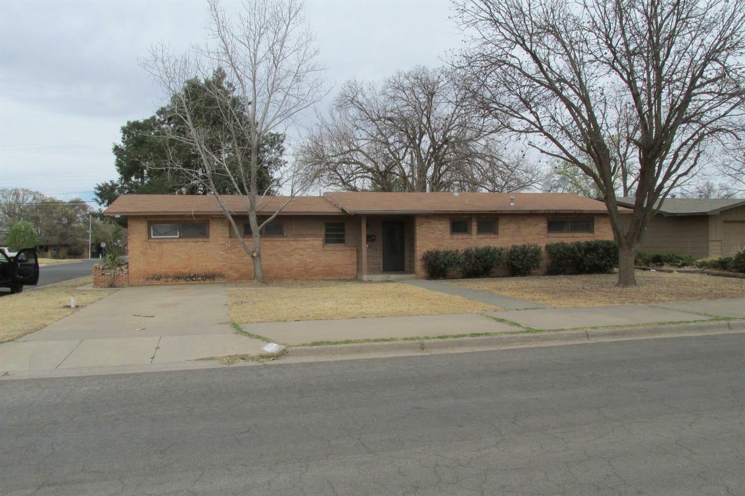 Property Photo:  3616 39th Street  TX 79413 