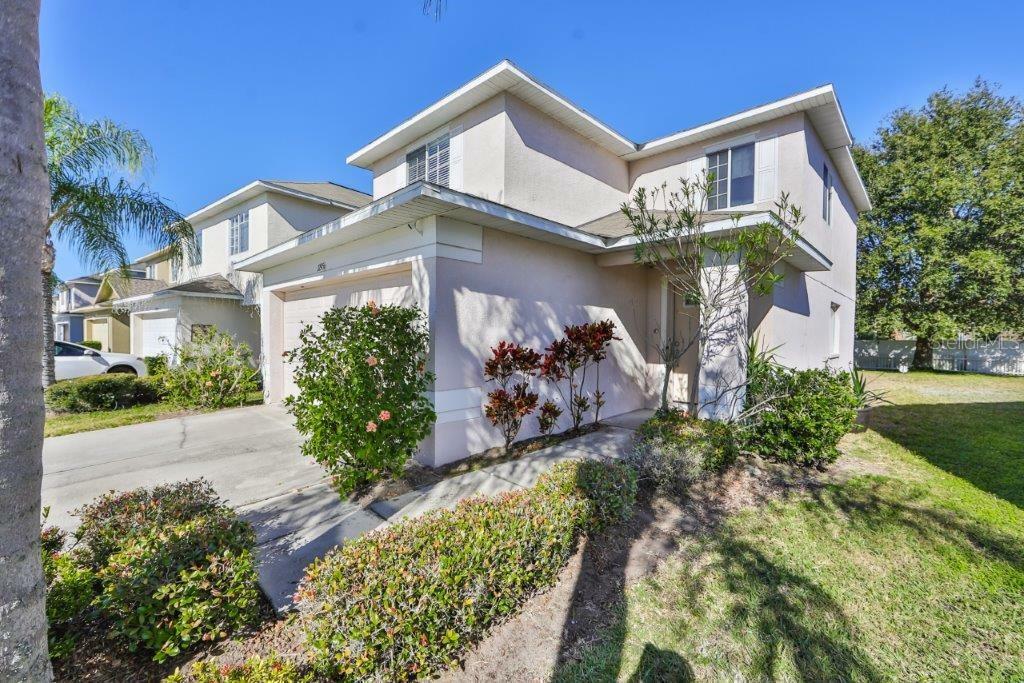 Property Photo:  12956 Fennway Ridge Drive  FL 33579 