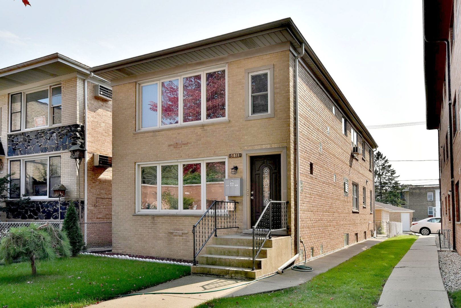 Property Photo: 5811 W Higgins Avenue IL 60630