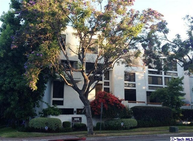 Property Photo:  500 E Del Mar Boulevard 3  CA 91101 