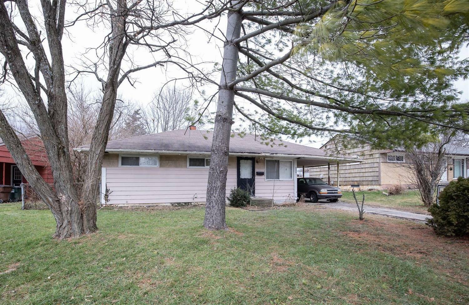 Property Photo: 8881 Ebro Ct OH 45231