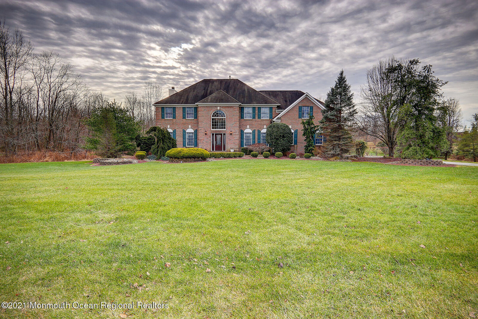 Property Photo:  5 David Court  NJ 08535 