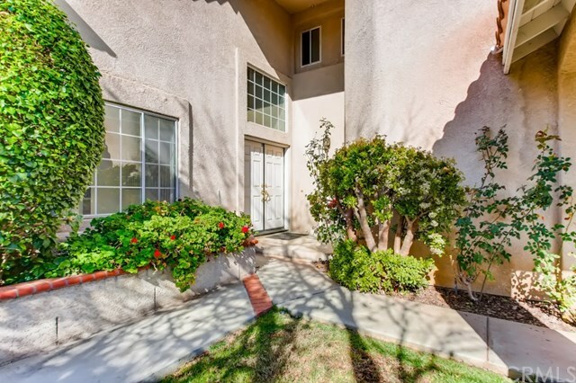 Property Photo:  43351 Corte Rialto  CA 92592 