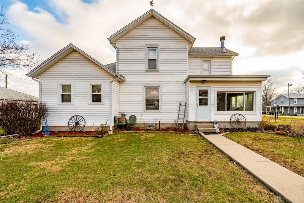 Property Photo: 8874 Number Nine Road OH 45309