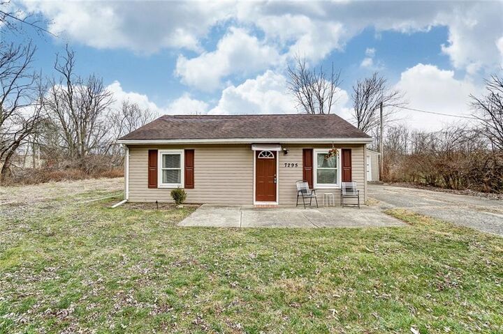 7295 Meadow Drive  Tipp City OH 45371 photo