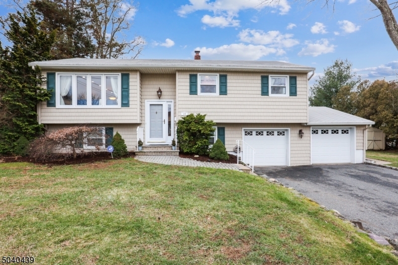 Property Photo: 19 W Ridgedale Ave NJ 07936