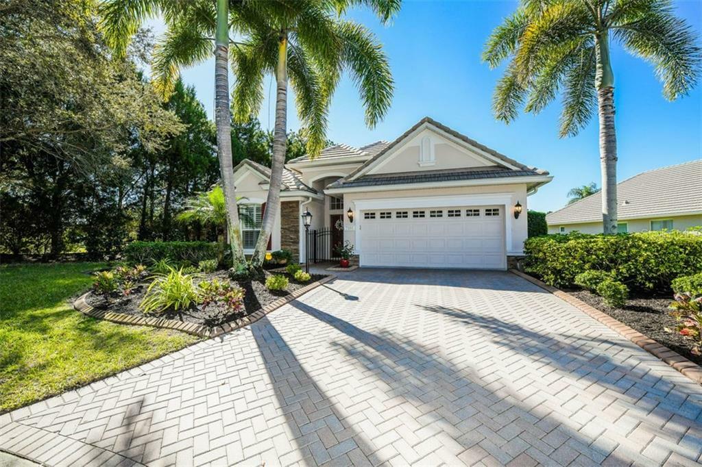 Property Photo: 7180 Sandhills Place FL 34202