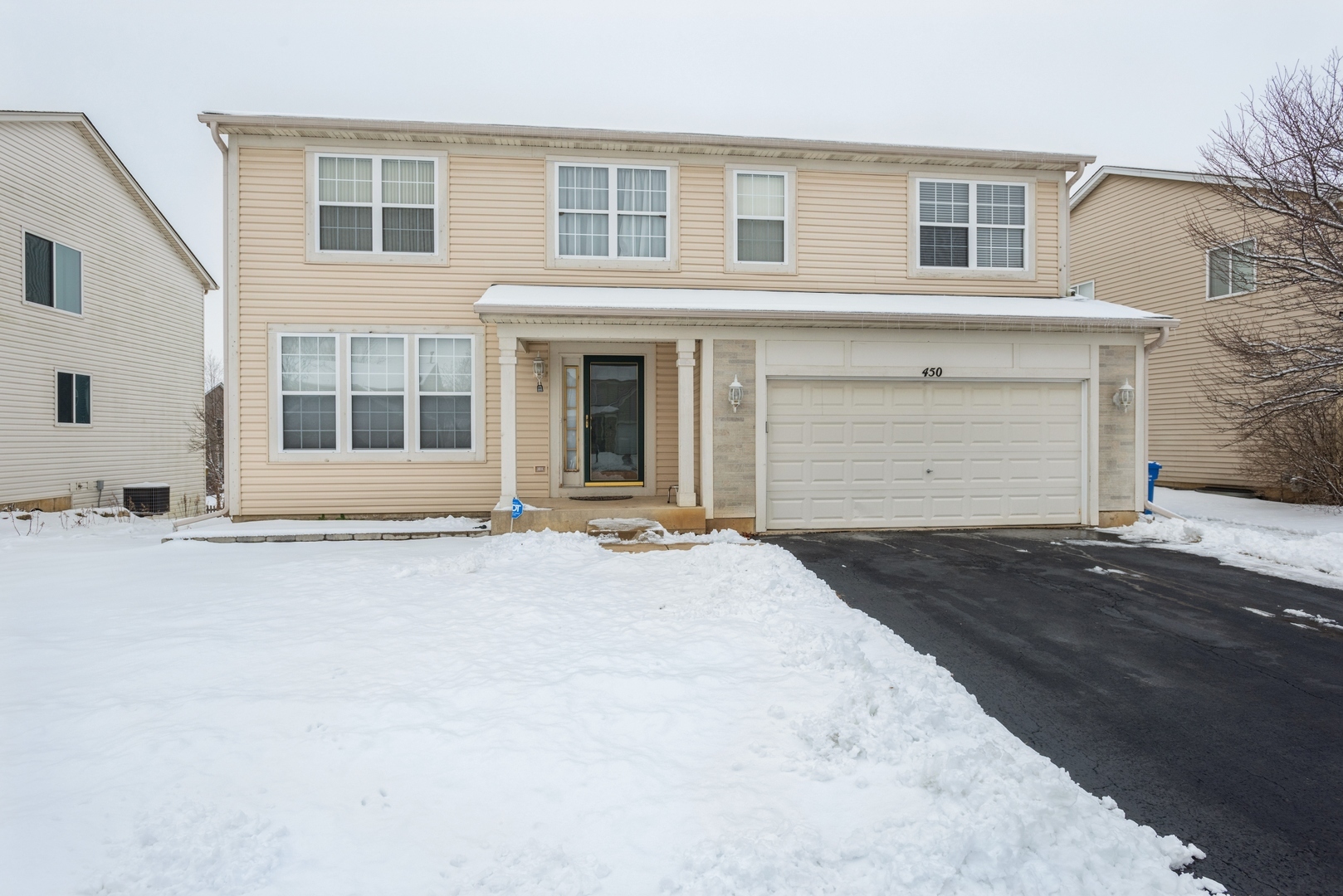 Property Photo: 450 S Collins Street IL 60177