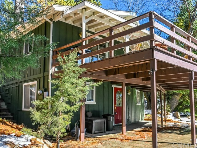 Property Photo: 31336 Easy Street CA 92382