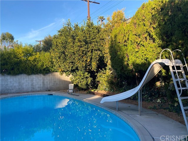 Property Photo: 5210 Veloz Avenue CA 91356