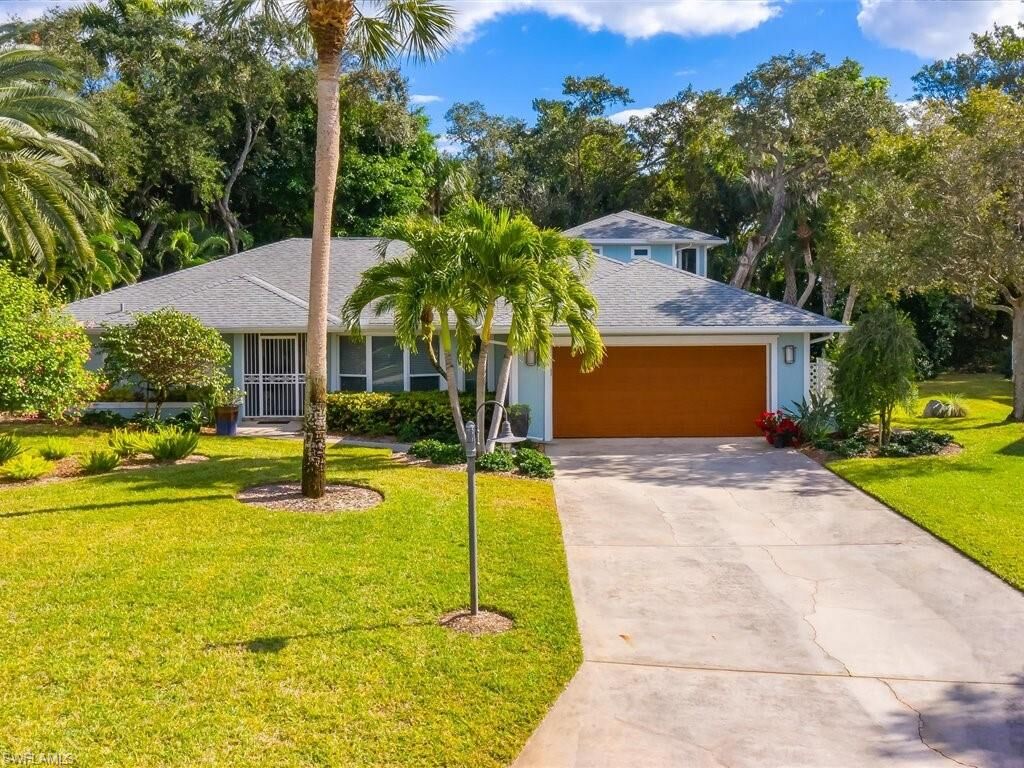 Property Photo:  15958 Gleneagle Ct  FL 33908 