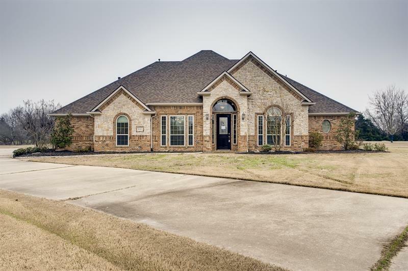 Property Photo:  16286 O Conner Avenue  TX 75126 