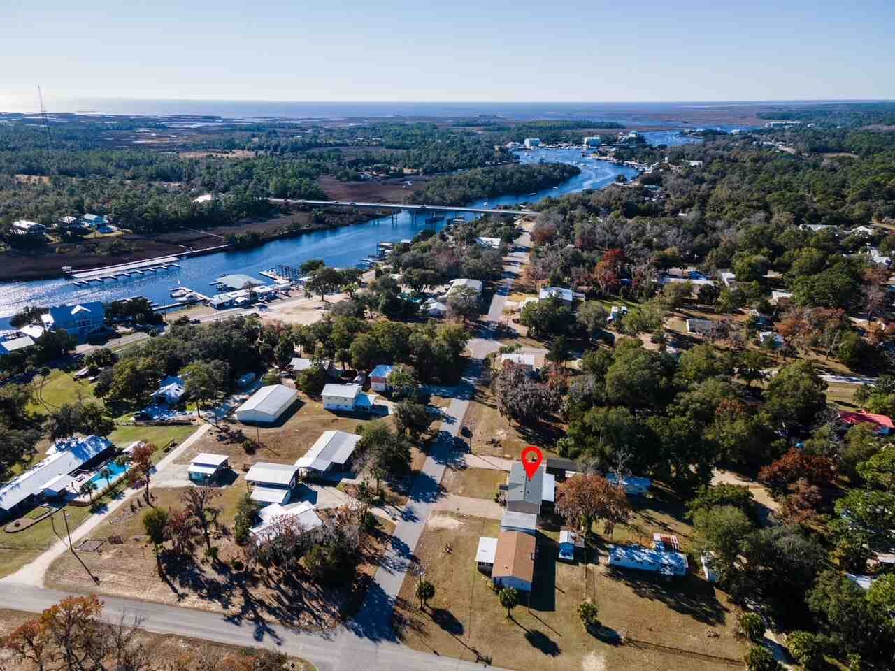 Property Photo: 1213 Third Ave. SE Avenue FL 32359-0000