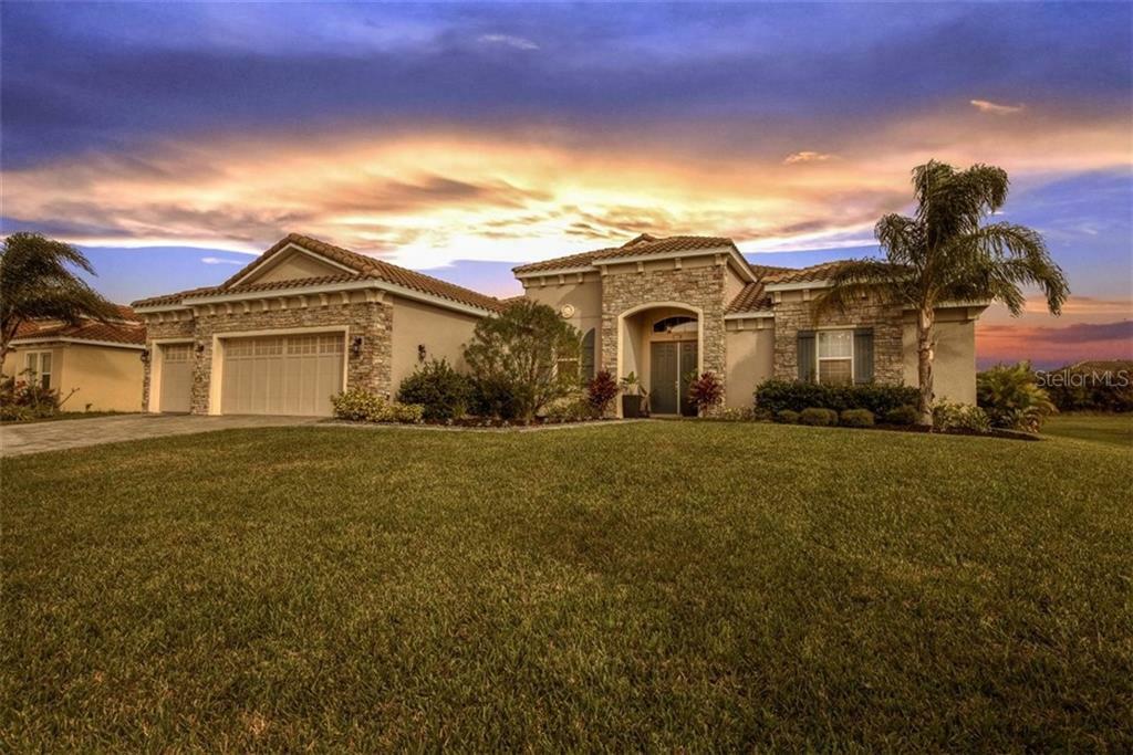 Property Photo: 603 165th Street E FL 34212