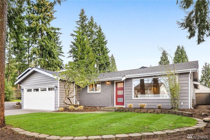 Property Photo: 23629 45th Ave SE WA 98021