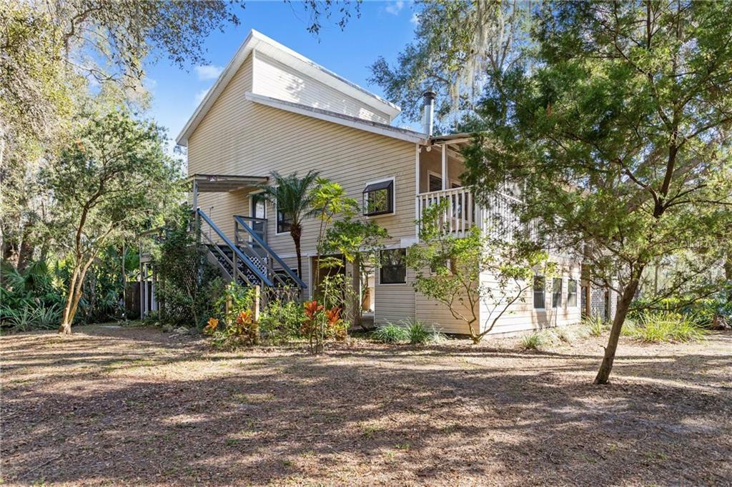 Property Photo:  1135 Oxbow Road  FL 33598 