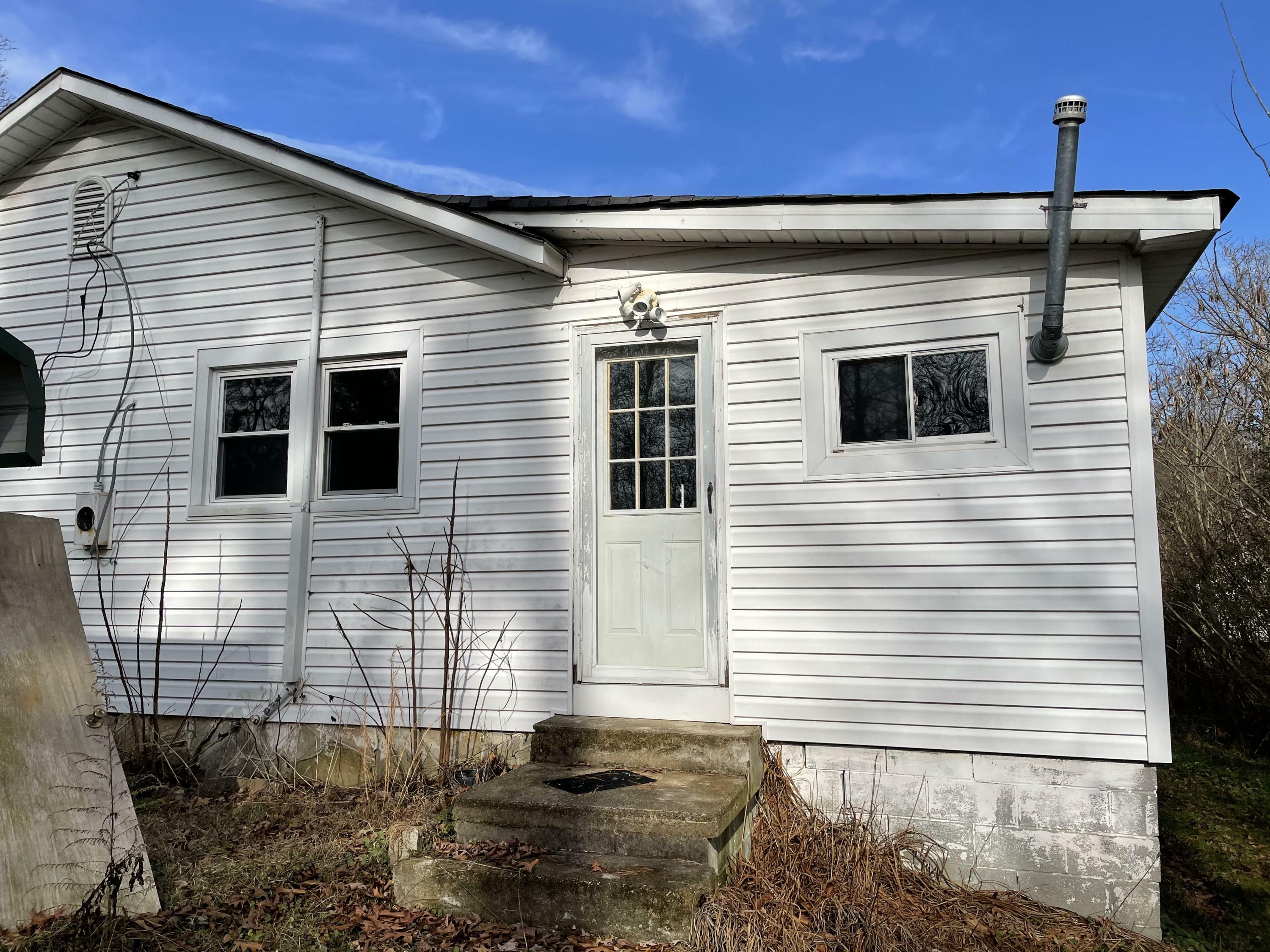 Property Photo:  907 Crest Drive  GA 30728 