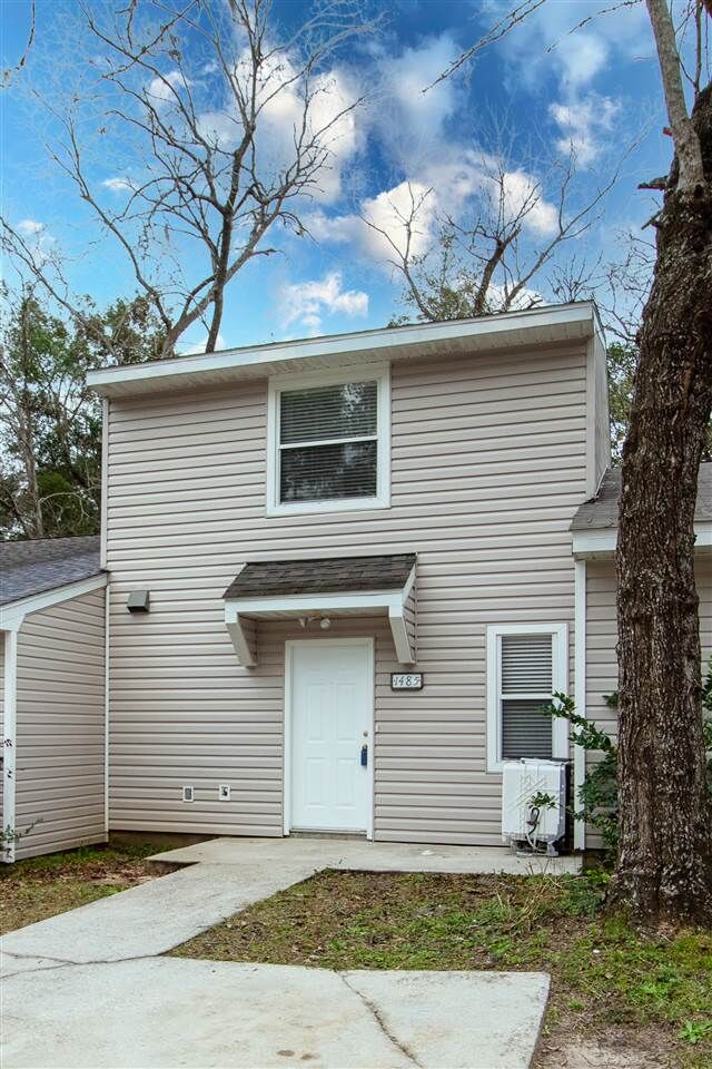 Property Photo:  1485 Live Oak Drive  FL 32301 