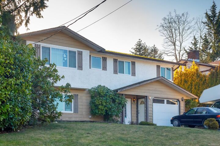Property Photo:  625 Walkem Rd  BC V9G 1P7 