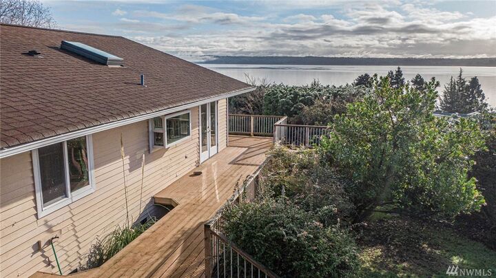 25826 75th Ave SW  Vashon WA 98070 photo