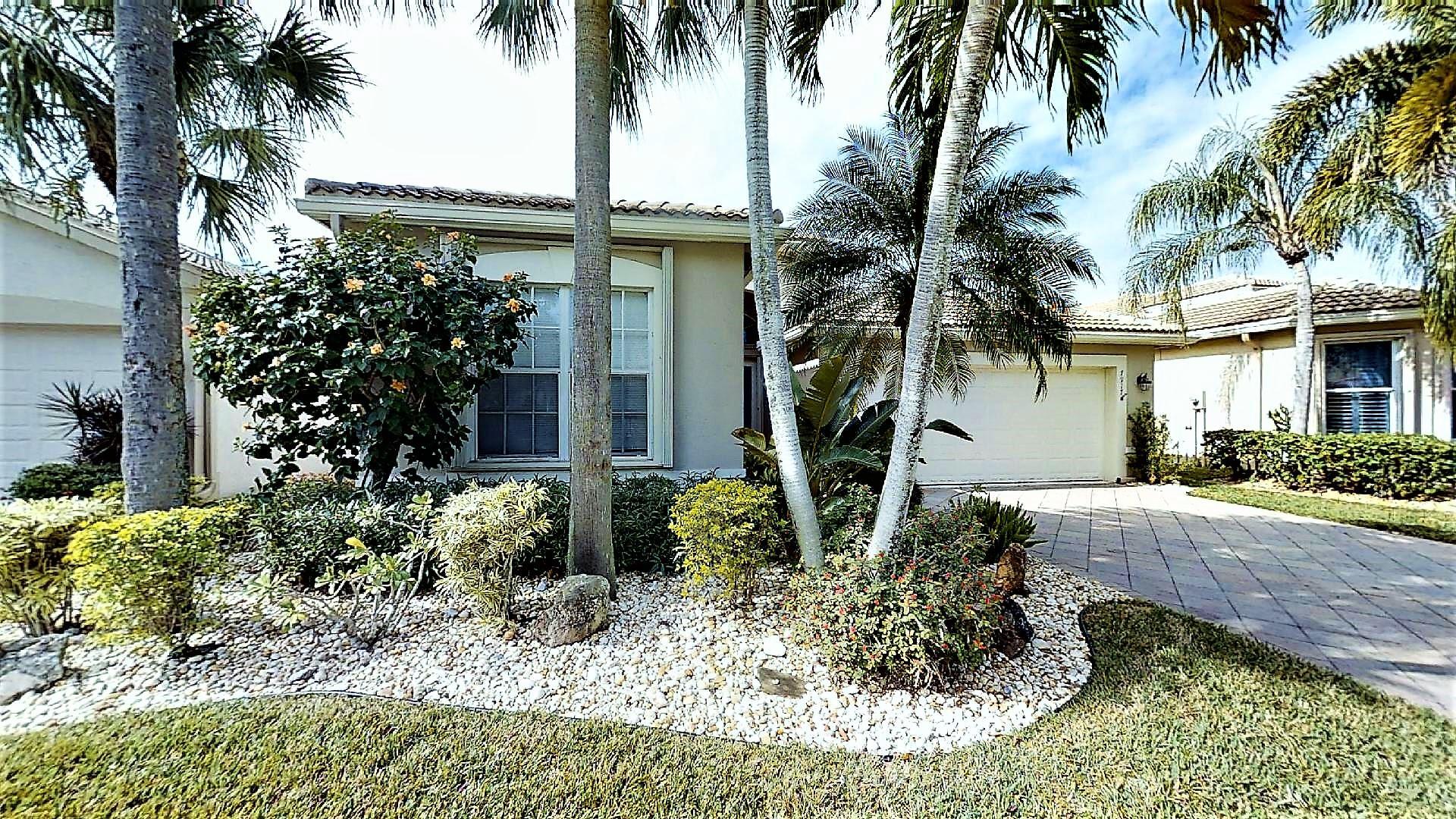 Property Photo: 7917 Seagrape Shores Drive FL 33467