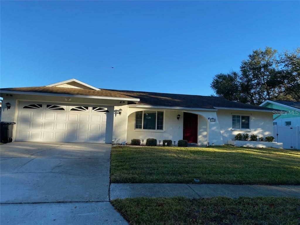 7225 60th Avenue N  St Petersburg FL 33709 photo