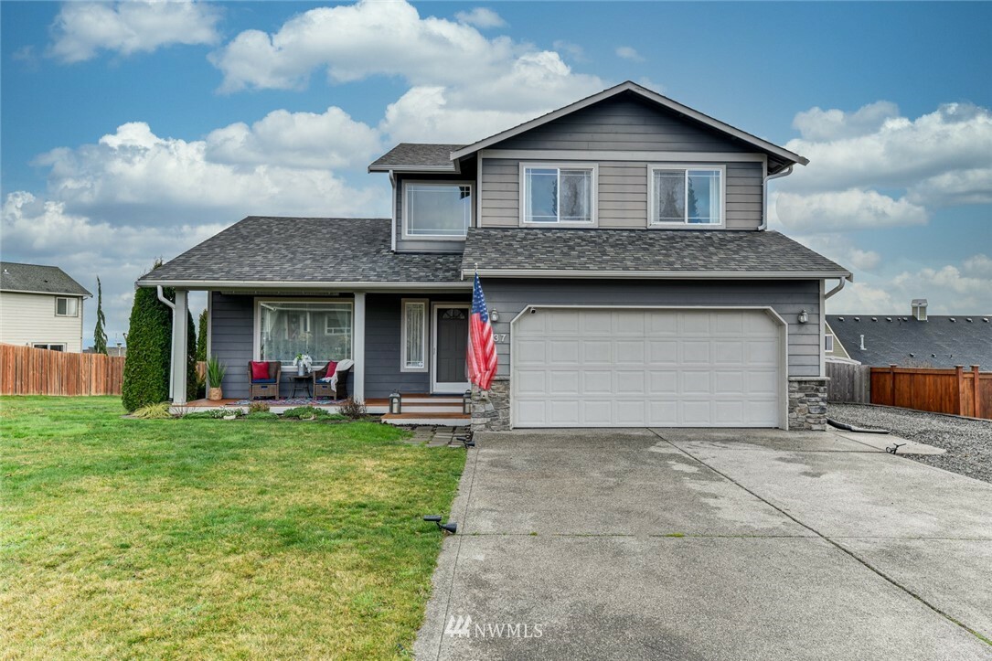 Property Photo:  1137 S Central Drive  WA 98282 