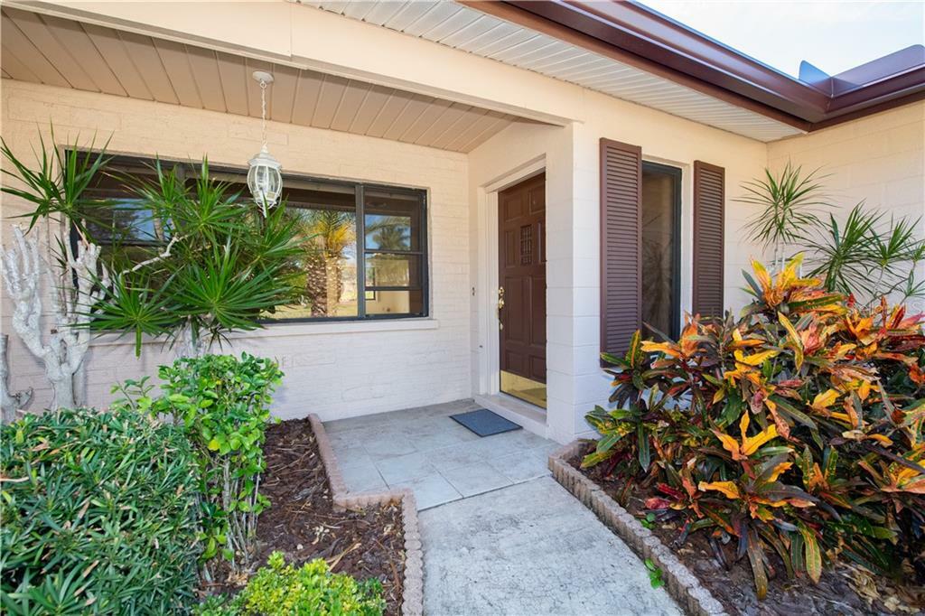 Property Photo: 6835 Roxbury Drive FL 34231