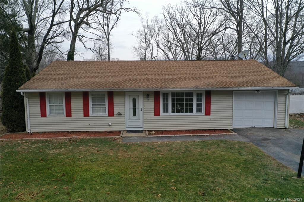 Property Photo: 9 Country Club Drive CT 06339