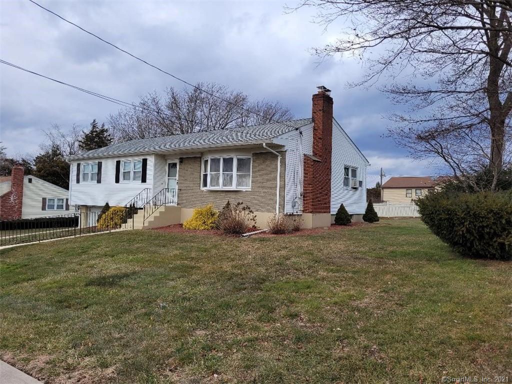 Property Photo:  9 Mount Pleasant Road  CT 06516 